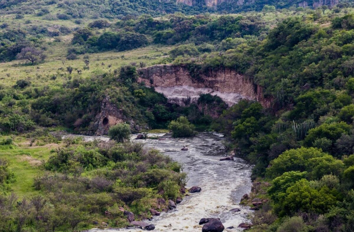 Private land dirt bike tour in Valle de Guadalupe